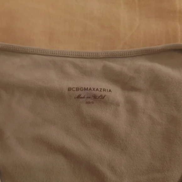NWT Aqua BCBG MaxAzria "Mistie" essential Seamless Tank Top Built In Bra XS / S - Picture 4 of 10